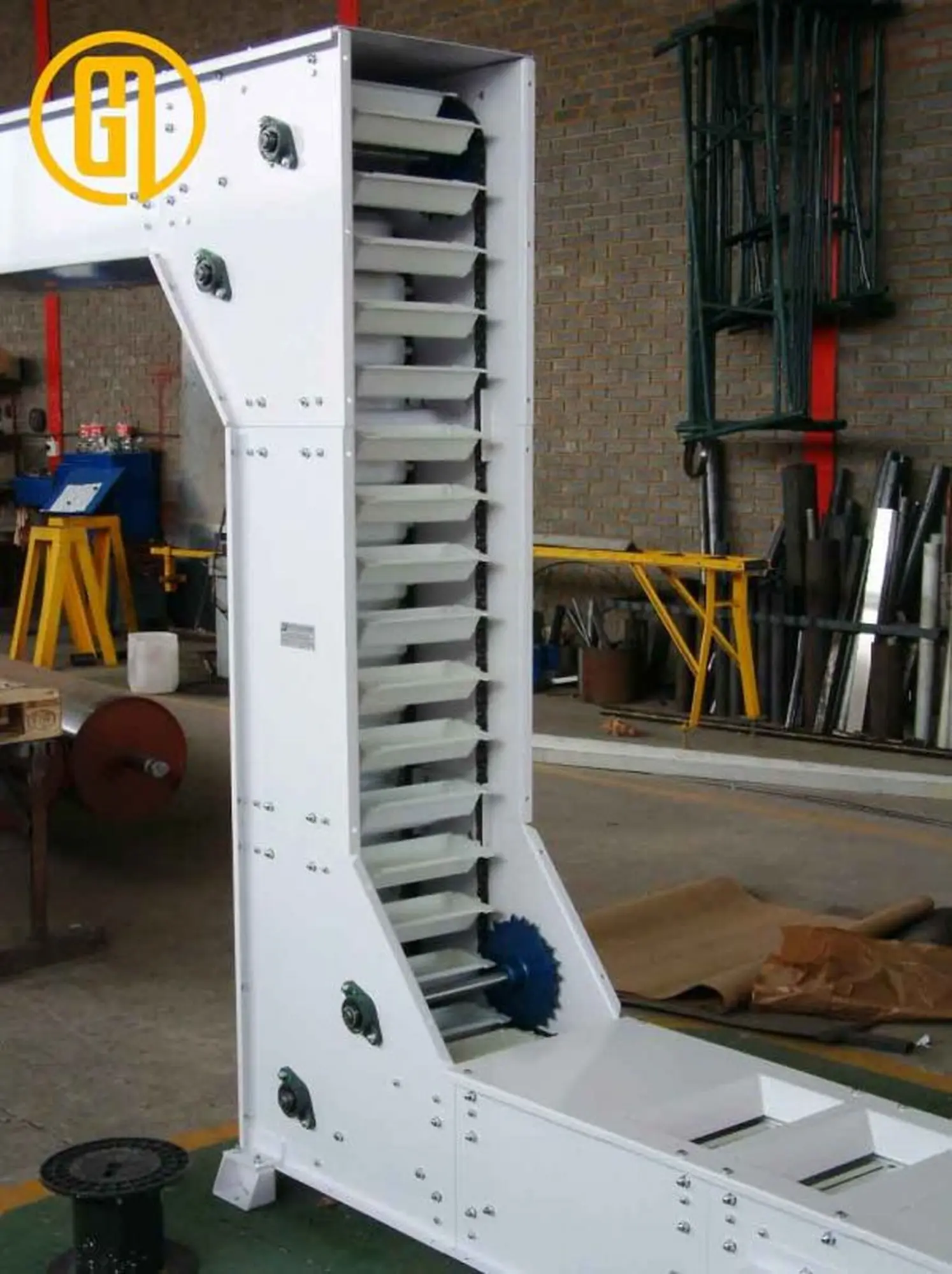 Băng tải gầu múc