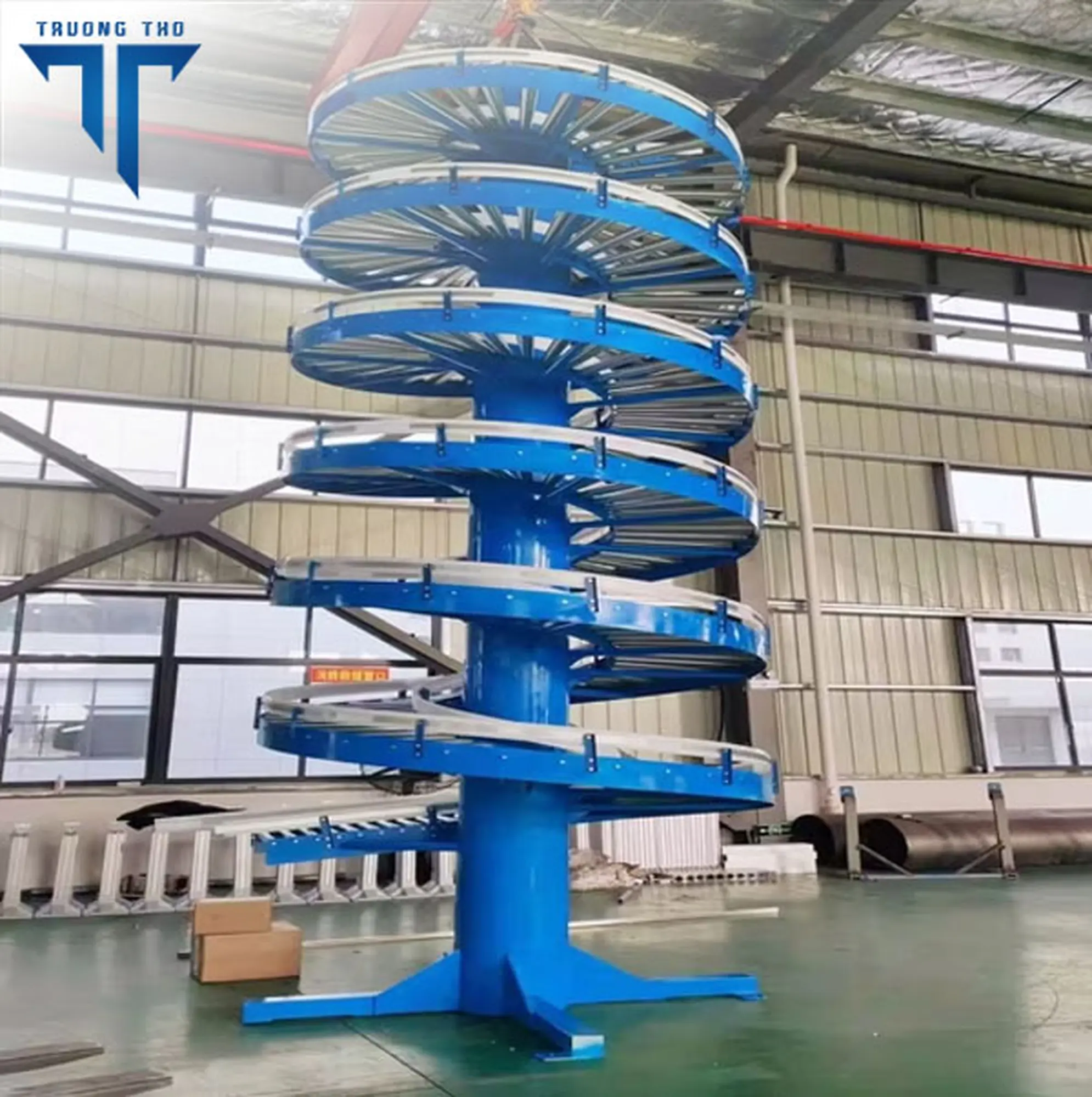 Băng tải xoắn ốc đứng