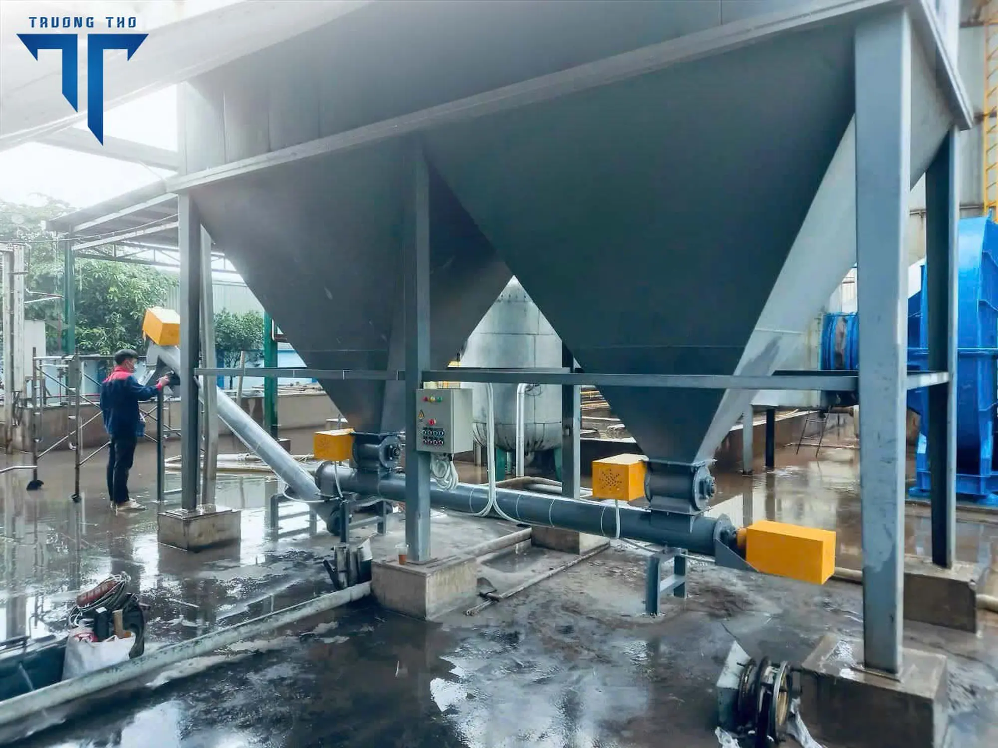Vít tải đứng